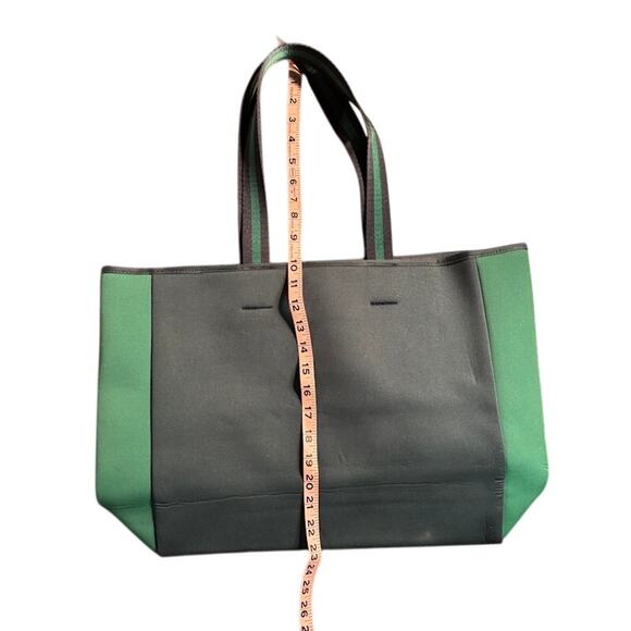 Summersalt Beach Pool Tote Neoprene roomy Green NWT - Picture 8 of 10